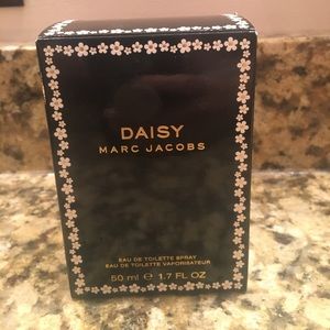 DAISY Marc Jacobs